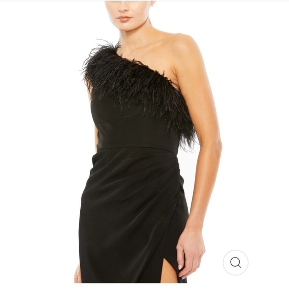 Mac Duggal FEATHER TRIM ONE SHOULDER DRAPED DRESS in black size 8. NEW $298 - Picture 4 of 11